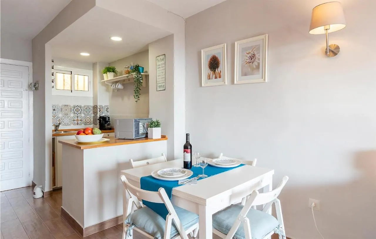 1 Bedroom Gorgeous Apartment In Benalmádena 0*,