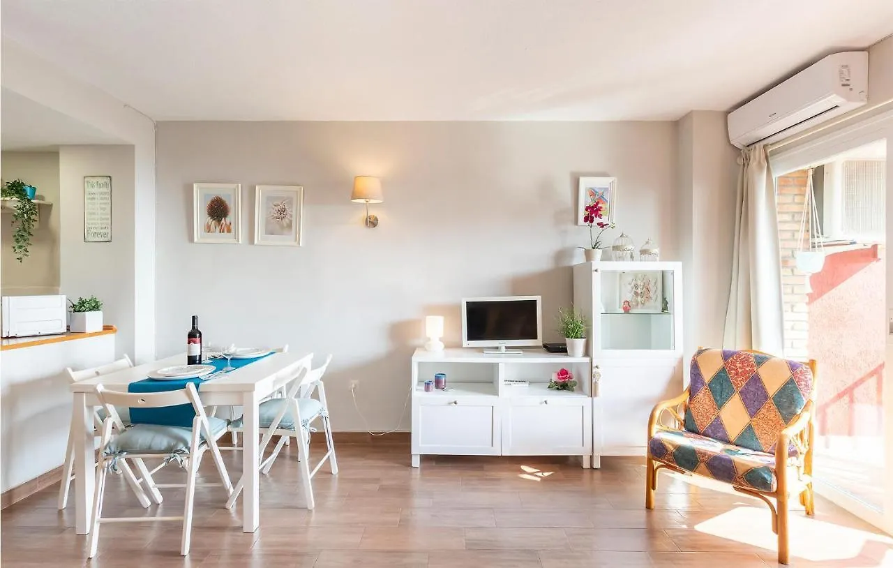1 Bedroom Gorgeous Apartment In Benalmádena